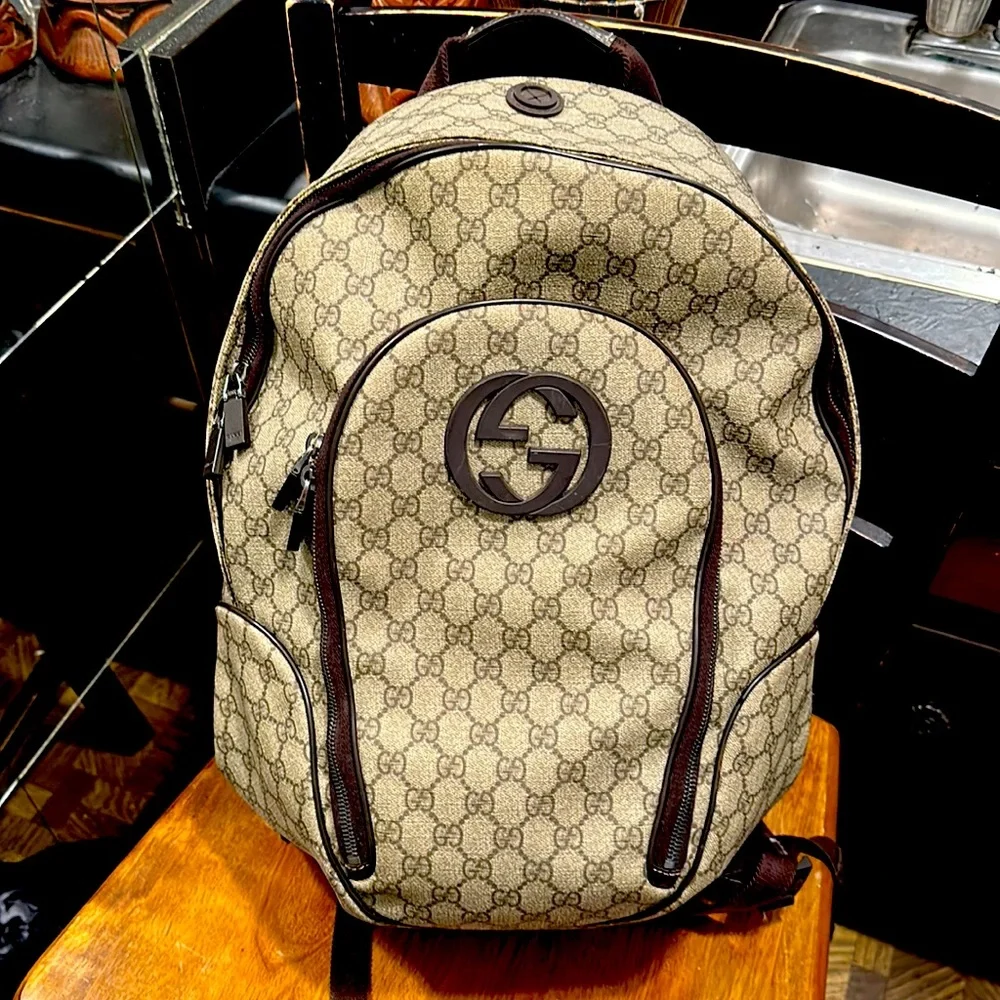 Vintage Gucci Backpack! Vintage Gucci bamboo mini backpack- dark navy – Urban  main image 4